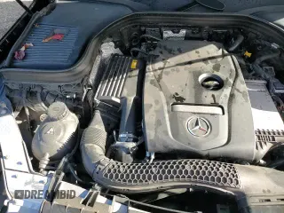 ✅ 2019 Mercedes-Benz GLC 300 • VIN: WDC0J4KB5KF575580 • Лот: 93974435. Опубликован ранее на Copart с пробегом 80 881 миль. Бесплатный доступ к архиву аукционных продаж из США и подробный отчёт об истории автомобиля на DreamBid. Изображение 14.