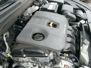 2019 Hyundai Veloster Premium z VIN KMHTG6AF7KU010854, wystawiony jako IAAI lot #41386268 z przebiegiem 87 133 mil mil oraz . Historia ofert i sprzedaży dostępna na DreamBid. Obrazek 19.