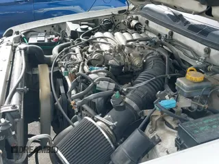 ✅ 2001 Infiniti QX4 Luxury • VIN: JNRDR07X41W102958 • Lot: 43693577. Wystawiony na IAAI z przebiegiem 234 244 mil. Bezpłatny archiwum sprzedaży aukcyjnych z USA i szczegółowy raport historii pojazdu na DreamBid. Zdjęcie 19.