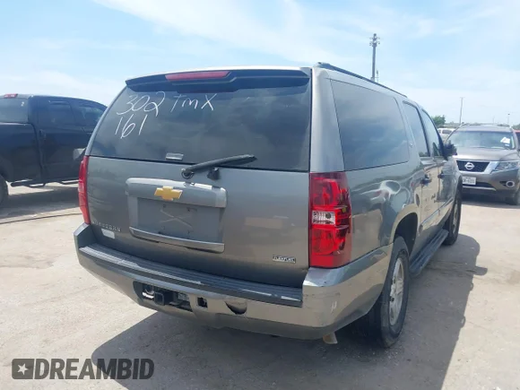 ✅ 2007 Chevrolet Suburban LTZ • VIN: 3GNFC16047G302161 • Лот: 42053997. Опубліковано раніше на IAAI з пробігом 173 922 миль. Безкоштовний доступ до архіву аукціонних продажів зі США та докладний звіт про історію автомобіля на DreamBid. Зображення 4.