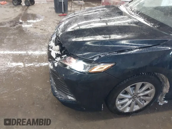 ✅ 2018 Toyota Camry SE • VIN: JTNB11HK7J3032859 • Lot: 44050698. Wystawiony na IAAI z przebiegiem 120 063 mil. Bezpłatny archiwum sprzedaży aukcyjnych z USA i szczegółowy raport historii pojazdu na DreamBid. Zdjęcie 6.