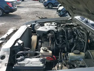 ✅ 2004 Ford Explorer Sport Trac XLS • VIN: 1FMZU77K94UA89637 • Lot: 42133712. Wystawiony na IAAI z przebiegiem 174 293 mil. Bezpłatny archiwum sprzedaży aukcyjnych z USA i szczegółowy raport historii pojazdu na DreamBid. Zdjęcie 16.