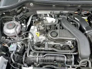 ✅ 2025 Volkswagen Taos SE • VIN: 3VVEC7B26SM037849 • Lot: 66216965. Listed on Copart with 3,617 mi. Free auction sales archive from the USA and detailed vehicle history report at DreamBid. Image 14.