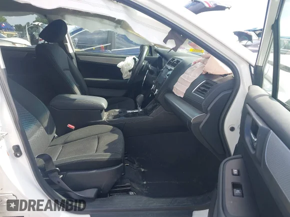 ✅ 2018 Subaru Outback Premium • VIN: 4S4BSACC8J3396446 • Lot: 45406273. Wystawiony na IAAI z przebiegiem 66 271 mil. Bezpłatny archiwum sprzedaży aukcyjnych z USA i szczegółowy raport historii pojazdu na DreamBid. Zdjęcie 5.