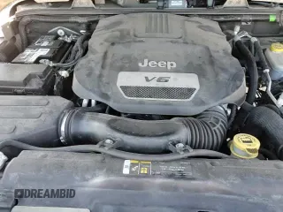 ✅ 2017 Jeep Wrangler Unlimited Sahara • VIN: 1C4HJWEG6HL696320 • Lot: 85832405. Listed on Copart with 144,228 mi. Free auction sales archive from the USA and detailed vehicle history report at DreamBid. Image 13.