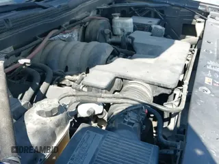 ✅ 2014 Chevrolet Silverado 1500 LT • VIN: 1GCRCREC0EZ403999 • Lot: 43407202. Wystawiony na IAAI z przebiegiem 177 066 mil. Bezpłatny archiwum sprzedaży aukcyjnych z USA i szczegółowy raport historii pojazdu na DreamBid. Zdjęcie 18.