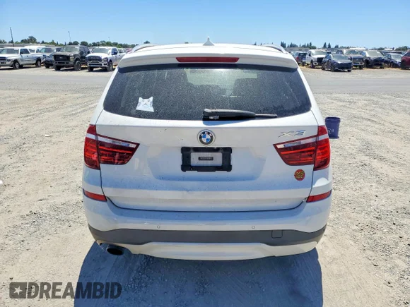 ✅ 2015 BMW X3 xDrive28d • VIN: 5UXWY3C59F0E95689 • Lot: 61372616. Wystawiony na Copart z przebiegiem 117 016 mil. Bezpłatny archiwum sprzedaży aukcyjnych z USA i szczegółowy raport historii pojazdu na DreamBid. Zdjęcie 6.