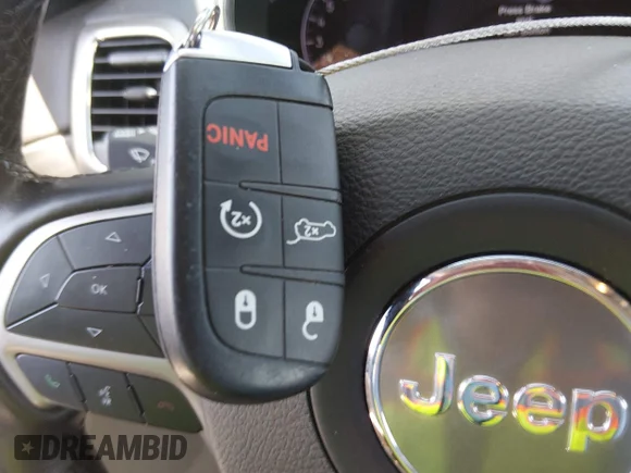 ✅ 2021 Jeep Grand Cherokee Limited • VIN: 1C4RJFBG8MC862047 • Lot: 44907934. Wystawiony na IAAI z przebiegiem 41 424 mil. Bezpłatny archiwum sprzedaży aukcyjnych z USA i szczegółowy raport historii pojazdu na DreamBid. Zdjęcie 11.