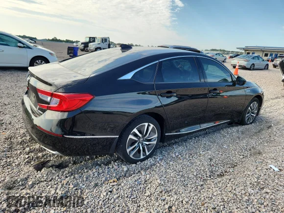 ✅ 2018 Honda Accord EX-L • VIN: 1HGCV3F6XJA005862 • Лот: 58425986. Опубліковано раніше на Copart з пробігом 165 792 миль. Безкоштовний доступ до архіву аукціонних продажів зі США та докладний звіт про історію автомобіля на DreamBid. Зображення 3.