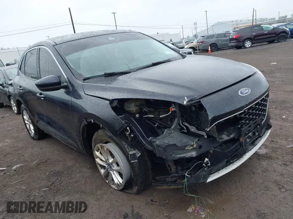 ✅ 2021 Ford Escape SE • VIN: 1FMCU9G63MUB17887 • Лот: 42005945. Опубліковано раніше на IAAI з пробігом 63 610 миль. Безкоштовний доступ до архіву аукціонних продажів зі США та докладний звіт про історію автомобіля на DreamBid. Зображення 1.