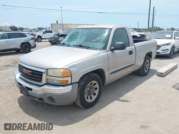 ✅ 2005 GMC Sierra 1500 Work Truck • VIN: 1GTEC14X15Z145903 • Lot: 42205331. Wystawiony na IAAI z przebiegiem 159 518 mil. Bezpłatny archiwum sprzedaży aukcyjnych z USA i szczegółowy raport historii pojazdu na DreamBid. Zdjęcie 2.
