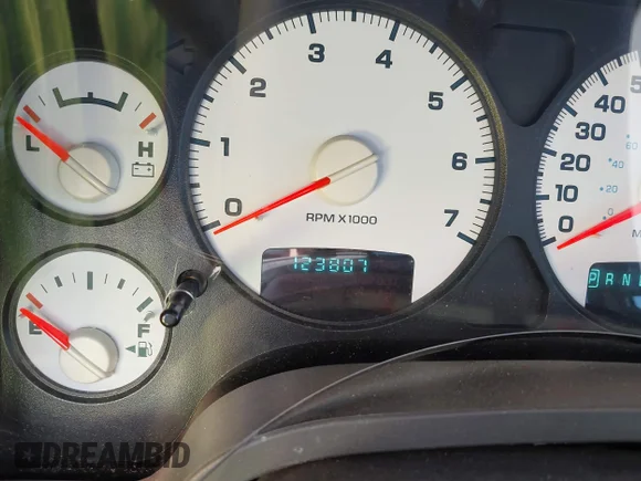 ✅ 2004 Dodge 1500 SLT • VIN: 1D7HU18D54S660099 • Лот: 44792740. Опубликован ранее на IAAI с пробегом 123 807 миль. Бесплатный доступ к архиву аукционных продаж из США и подробный отчёт об истории автомобиля на DreamBid. Изображение 7.