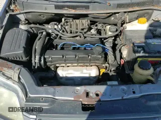 2006 Chevrolet Aveo LS z VIN KL1TD66646B526653, wystawiony jako Copart lot #84706574 z przebiegiem 102 701 mil mil oraz Szkoda całkowita • Salvage title. Historia ofert i sprzedaży dostępna na DreamBid. Obrazek 13.