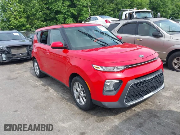 ✅ 2020 Kia Soul LX • VIN: KNDJ23AU1L7713678 • Lot: 42428033. Wystawiony na IAAI z przebiegiem 101 298 mil. Bezpłatny archiwum sprzedaży aukcyjnych z USA i szczegółowy raport historii pojazdu na DreamBid. Zdjęcie 1.