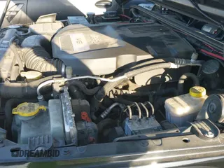 ✅ 2017 Jeep Wrangler Unlimited Sahara • VIN: 1C4BJWEG5HL635319 • Lot: 42224748. Wystawiony na IAAI z przebiegiem 141 214 mil. Bezpłatny archiwum sprzedaży aukcyjnych z USA i szczegółowy raport historii pojazdu na DreamBid. Zdjęcie 22.