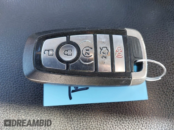 ✅ 2020 Ford Fusion Titanium • VIN: 3FA6P0D91LR204878 • Lot: 43556376. Wystawiony na IAAI z przebiegiem 122 829 mil. Bezpłatny archiwum sprzedaży aukcyjnych z USA i szczegółowy raport historii pojazdu na DreamBid. Zdjęcie 11.