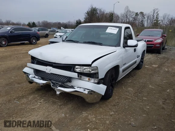 ✅ 2000 Chevrolet Silverado 1500 LS • VIN: 1GCEC14T2YZ113267 • Лот: 43864894. Опубліковано раніше на IAAI з пробігом 197 955 миль. Безкоштовний доступ до архіву аукціонних продажів зі США та докладний звіт про історію автомобіля на DreamBid. Зображення 2.