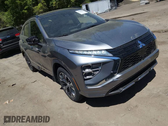 ✅ 2022 Mitsubishi Eclipse Cross SE • VIN: JA4ATWAA3NZ051544 • Lot: 45286543. Listed on IAAI with 30,729 mi. Free auction sales archive from the USA and detailed vehicle history report at DreamBid. Image 1.