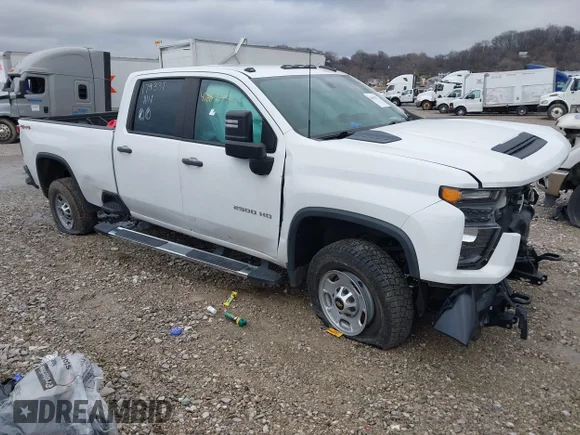 ✅ 2021 Chevrolet Silverado 2500HD Work Truck • VIN: 1GC4YLE7XMF179331 • Лот: 40662353. Опубликован ранее на IAAI с пробегом Не указан. Бесплатный доступ к архиву аукционных продаж из США и подробный отчёт об истории автомобиля на DreamBid. Изображение 1.