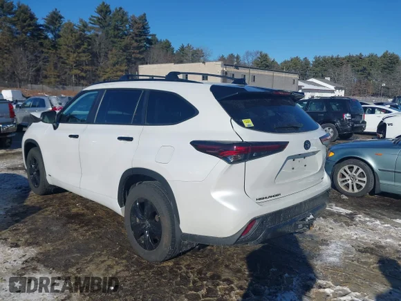 ✅ 2024 Toyota Highlander Hybrid XLE Nightshade • VIN: 5TDKBRCH9RS642736 • Lot: 43941384. Wystawiony na IAAI z przebiegiem 24 141 mil. Bezpłatny archiwum sprzedaży aukcyjnych z USA i szczegółowy raport historii pojazdu na DreamBid. Zdjęcie 3.