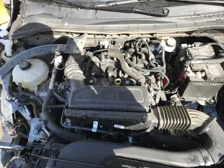 ✅ 2024 Ford Escape ST-Line • VIN: 1FMCU0MN8RUA25690 • Lot: 85411655. Wystawiony na Copart z przebiegiem 55 950 mil. Bezpłatny archiwum sprzedaży aukcyjnych z USA i szczegółowy raport historii pojazdu na DreamBid. Zdjęcie 14.