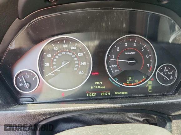✅ 2015 BMW 4 Series 428i • VIN: WBA4A9C52FGL86119 • Lot: 54611976. Wystawiony na Copart z przebiegiem 112 221 mil. Bezpłatny archiwum sprzedaży aukcyjnych z USA i szczegółowy raport historii pojazdu na DreamBid. Zdjęcie 9.