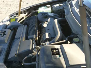 ✅ 2006 Volvo S40 2.5L Turbo • VIN: YV1MS682062152341 • Lot: 41651976. Listed on IAAI with 178,224 mi. Free auction sales archive from the USA and detailed vehicle history report at DreamBid. Image 15.