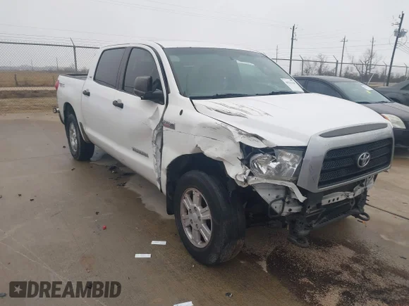 ✅ 2008 Toyota Tundra SR5 • VIN: 5TFEV54178X039873 • Lot: 44231168. Wystawiony na IAAI z przebiegiem 204 228 mil. Bezpłatny archiwum sprzedaży aukcyjnych z USA i szczegółowy raport historii pojazdu na DreamBid. Zdjęcie 1.
