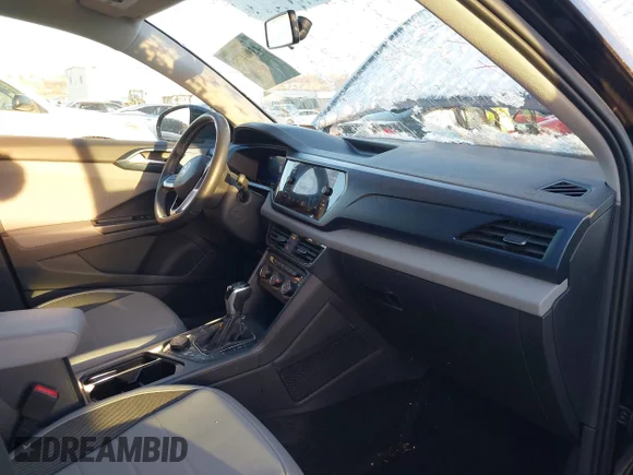 ✅ 2022 Volkswagen Taos SE • VIN: 3VVWX7B22NM055097 • Lot: 43904756. Wystawiony na IAAI z przebiegiem 50 770 mil. Bezpłatny archiwum sprzedaży aukcyjnych z USA i szczegółowy raport historii pojazdu na DreamBid. Zdjęcie 5.