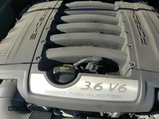 ✅ 2017 Porsche Cayenne • VIN: WP1AA2A29HKA87795 • Lot: 90838875. Wystawiony na Copart z przebiegiem 94 306 mil. Bezpłatny archiwum sprzedaży aukcyjnych z USA i szczegółowy raport historii pojazdu na DreamBid. Zdjęcie 14.