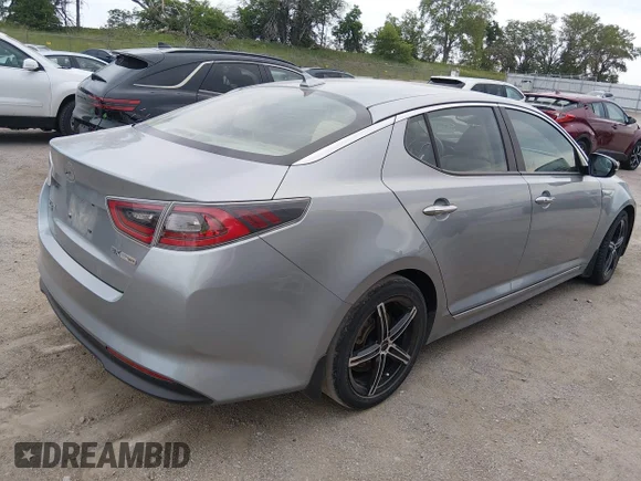 ✅ 2015 Kia Optima EX • VIN: KNAGN4AD7F5088773 • Лот: 45216182. Опубліковано раніше на IAAI з пробігом 80 796 миль. Безкоштовний доступ до архіву аукціонних продажів зі США та докладний звіт про історію автомобіля на DreamBid. Зображення 4.