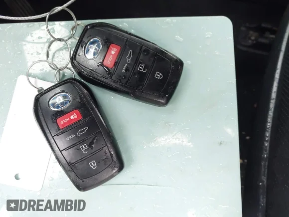 ✅ 2022 Toyota Venza XLE • VIN: JTEAAAAH4NJ109036 • Lot: 45035863. Wystawiony na IAAI z przebiegiem 36 400 mil. Bezpłatny archiwum sprzedaży aukcyjnych z USA i szczegółowy raport historii pojazdu na DreamBid. Zdjęcie 11.