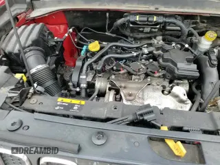 ✅ 2017 Jeep Renegade Sport • VIN: ZACCJAAH6HPF00500 • Lot: 92994415. Listed on Copart with 71,211 mi. Free auction sales archive from the USA and detailed vehicle history report at DreamBid. Image 14.