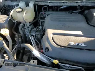 ✅ 2017 Chrysler Pacifica Touring L Plus • VIN: 2C4RC1EGXHR570230 • Лот: 81806865. Опубликован ранее на Copart с пробегом 134 691 миль. Бесплатный доступ к архиву аукционных продаж из США и подробный отчёт об истории автомобиля на DreamBid. Изображение 16.