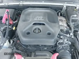 ✅ 2019 Jeep Wrangler Unlimited Sport S • VIN: 1C4HJXDN4KW570520 • Lot: 42317280. Wystawiony na IAAI z przebiegiem 73 275 mil. Bezpłatny archiwum sprzedaży aukcyjnych z USA i szczegółowy raport historii pojazdu na DreamBid. Zdjęcie 22.