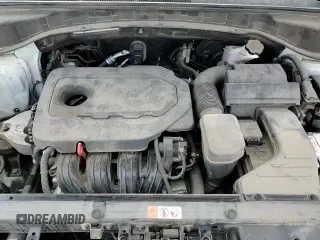 2018 Hyundai Santa Fe 2.4L z VIN 5NMZT3LB7JH084297, wystawiony jako Copart lot #82673785 z przebiegiem 33 181 mil mil oraz Szkoda całkowita • Salvage title. Historia ofert i sprzedaży dostępna na DreamBid. Obrazek 15.