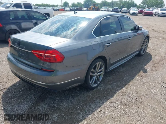 ✅ 2016 Volkswagen Passat S • VIN: 1VWAT7A34GC040746 • Лот: 45164307. Опубліковано раніше на IAAI з пробігом 181 652 миль. Безкоштовний доступ до архіву аукціонних продажів зі США та докладний звіт про історію автомобіля на DreamBid. Зображення 4.