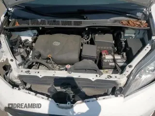 ✅ 2019 Toyota Sienna LE Auto Access Seat • VIN: 5TDKZ3DC1KS983095 • Lot: 67254915. Listed on Copart with 83,619 mi. Free auction sales archive from the USA and detailed vehicle history report at DreamBid. Image 15.