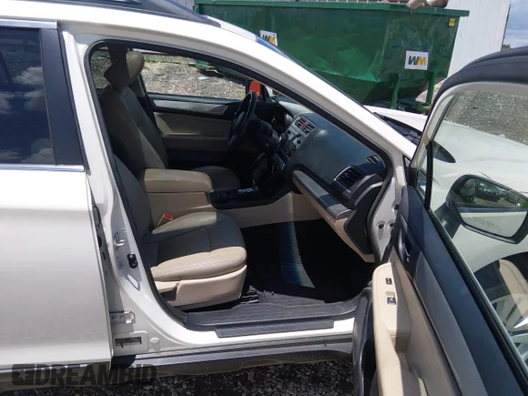 ✅ 2015 Subaru Outback Premium • VIN: 4S4BSBDC2F3234081 • Lot: 45249116. Wystawiony na IAAI z przebiegiem 198 844 mil. Bezpłatny archiwum sprzedaży aukcyjnych z USA i szczegółowy raport historii pojazdu na DreamBid. Zdjęcie 5.