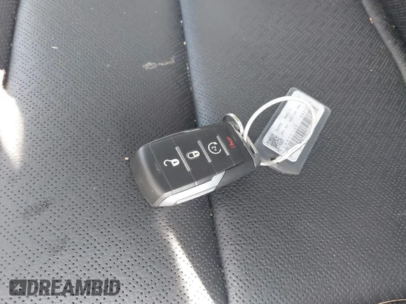 ✅ 2024 Ram 1500 Laramie • VIN: 1C6RREJT9RN218853 • Lot: 40430132. Wystawiony na IAAI z przebiegiem 8 284 mil. Bezpłatny archiwum sprzedaży aukcyjnych z USA i szczegółowy raport historii pojazdu na DreamBid. Zdjęcie 11.