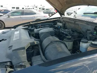 ✅ 2003 Ford Expedition Eddie Bauer • VIN: 1FMPU18L83LB47902 • Lot: 43213353. Listed on IAAI with 180,057 mi. Free auction sales archive from the USA and detailed vehicle history report at DreamBid. Image 13.