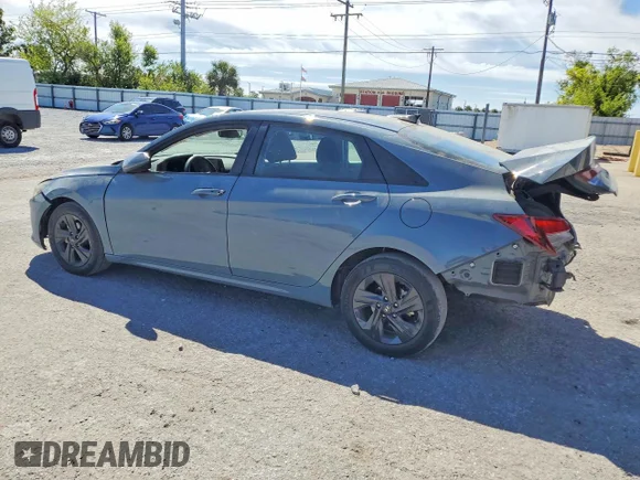 ✅ 2023 Hyundai Elantra SEL • VIN: KMHLM4AG1PU423964 • Lot: 45484686. Wystawiony na Copart z przebiegiem 61 952 mil. Bezpłatny archiwum sprzedaży aukcyjnych z USA i szczegółowy raport historii pojazdu na DreamBid. Zdjęcie 2.