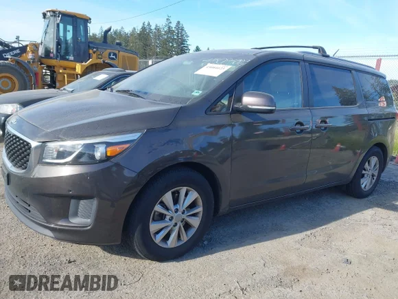 ✅ 2017 Kia Sedona LX • VIN: KNDMB5C16H6270338 • Лот: 45084023. Опубліковано раніше на IAAI з пробігом 117 489 миль. Безкоштовний доступ до архіву аукціонних продажів зі США та докладний звіт про історію автомобіля на DreamBid. Зображення 2.
