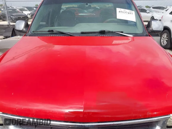 ✅ 2000 Chevrolet Silverado 1500 LS • VIN: 2GCEC19T4Y1219172 • Лот: 45137457. Опубліковано раніше на IAAI з пробігом 220 007 миль. Безкоштовний доступ до архіву аукціонних продажів зі США та докладний звіт про історію автомобіля на DreamBid. Зображення 6.