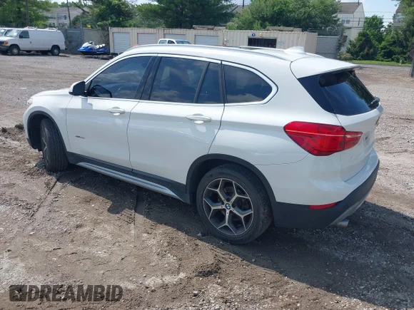 ✅ 2018 BMW X1 xDrive28i • VIN: WBXHT3C30J5L24607 • Лот: 42463006. Опубликован ранее на IAAI с пробегом 72 196 миль. Бесплатный доступ к архиву аукционных продаж из США и подробный отчёт об истории автомобиля на DreamBid. Изображение 3.
