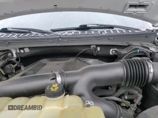 ✅ 2019 Ford Expedition XLT • VIN: 1FMJU1JT0KEA61079 • Lot: 68866045. Wystawiony na Copart z przebiegiem 69 685 mil. Bezpłatny archiwum sprzedaży aukcyjnych z USA i szczegółowy raport historii pojazdu na DreamBid. Zdjęcie 14.