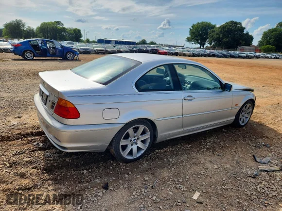 ✅ 2000 BMW 3 Series 323Ci • VIN: WBABM3341YJN88233 • Lot: 58114146. Wystawiony na Copart z przebiegiem 260 785 mil. Bezpłatny archiwum sprzedaży aukcyjnych z USA i szczegółowy raport historii pojazdu na DreamBid. Zdjęcie 3.