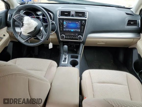 ✅ 2018 Subaru Outback Premium • VIN: 4S4BSAFC8J3211176 • Lot: 70223243. Wystawiony na Copart z przebiegiem 83 140 mil. Bezpłatny archiwum sprzedaży aukcyjnych z USA i szczegółowy raport historii pojazdu na DreamBid. Zdjęcie 8.
