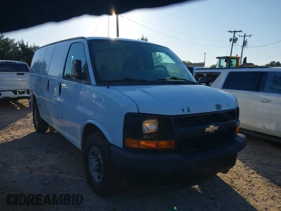 ✅ 2012 Chevrolet Express Cargo • VIN: 1GCWGFFA1C1147791 • Лот: 41993608. Опубліковано раніше на IAAI з пробігом 206 853 миль. Безкоштовний доступ до архіву аукціонних продажів зі США та докладний звіт про історію автомобіля на DreamBid. Зображення 1.