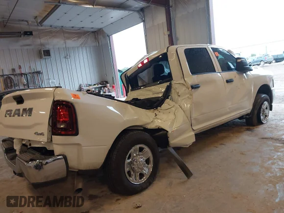 ✅ 2025 Ram 2500 Tradesman • VIN: 3C6UR5CJ4SG530048 • Lot: 43410259. Wystawiony na IAAI z przebiegiem 2 487 mil. Bezpłatny archiwum sprzedaży aukcyjnych z USA i szczegółowy raport historii pojazdu na DreamBid. Zdjęcie 4.